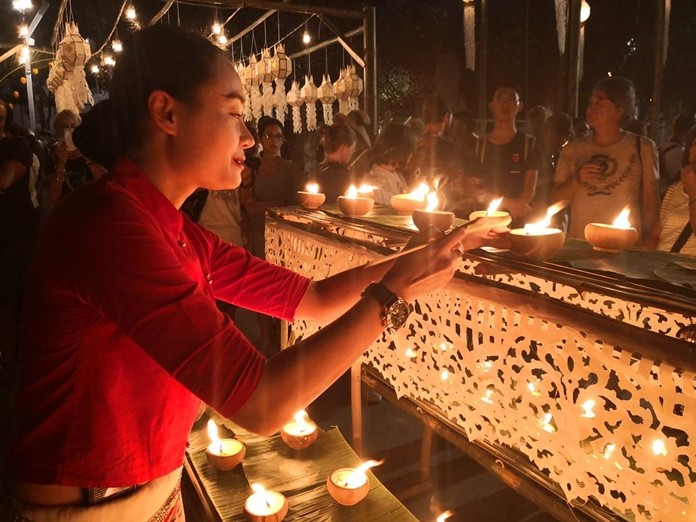 A beautiful lamp lighting ceremony in Chiang Mai.