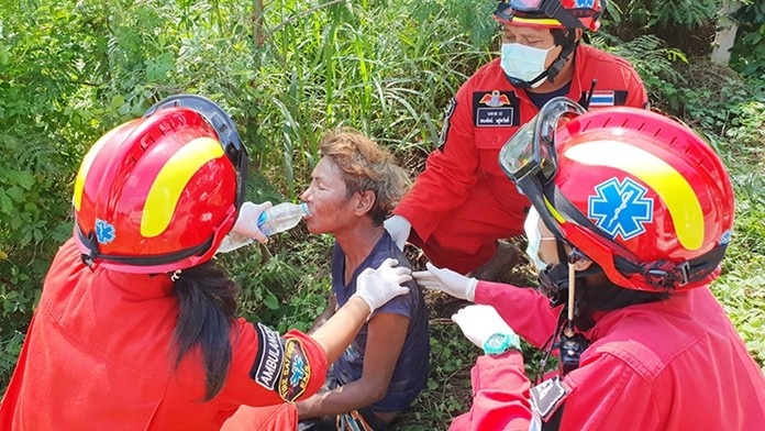 Authorities came to the aid of Supoj Krongthong, providing drinking water, but realized there was nothing else they could do.