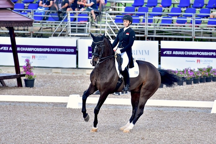Indonesian Dressage Queen Larasati Gading is coming back strong with her long time partner Diamond Boy 8. Team Indonesia won the Dressage Team silver medal.
