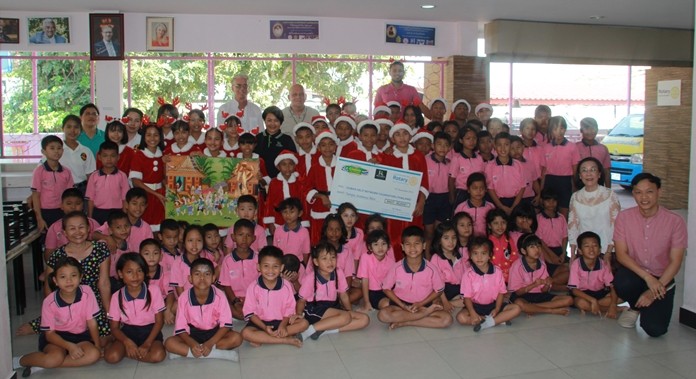 Pattaya’s Classic Car Friends presented 66,000 baht from their first Christmas party to the Human Help Network Foundation Thailand.