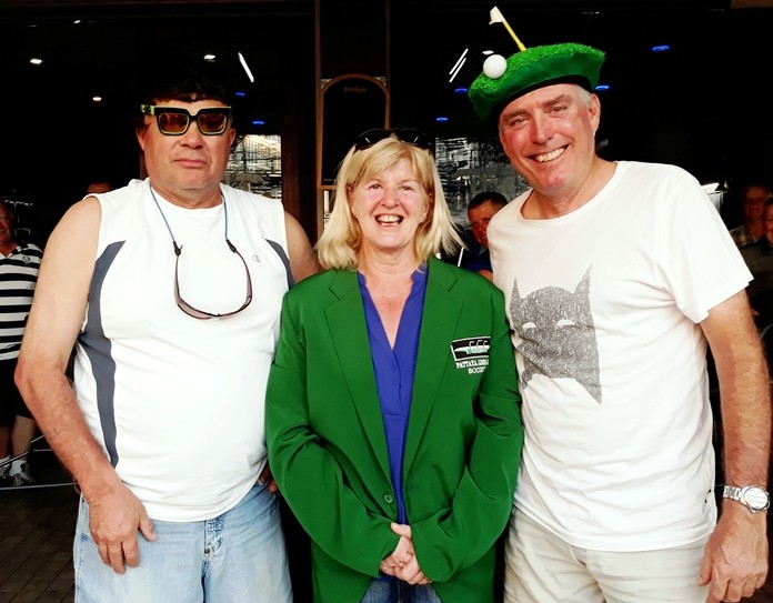 B flight Anne Stokes winner with Gordon Loviolette (L) and Rick Pope (R).