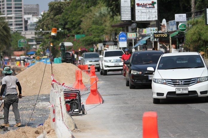 The Chinese tour buses might be gone, but the continuous road construction is keeping traffic snarled in places.