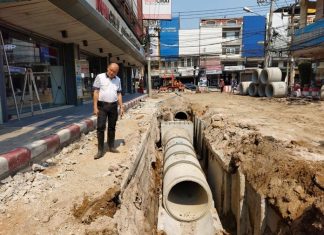 Naklua roadwork project far from done at deadline