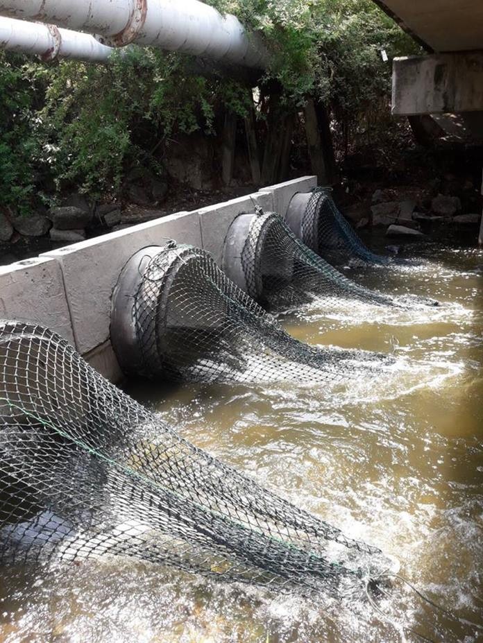 Pattaya has completed installation of garbage traps on the Naklua Canal which officials hope will solve long-running flooding problems. No mention was made of how or how often the traps will be emptied.