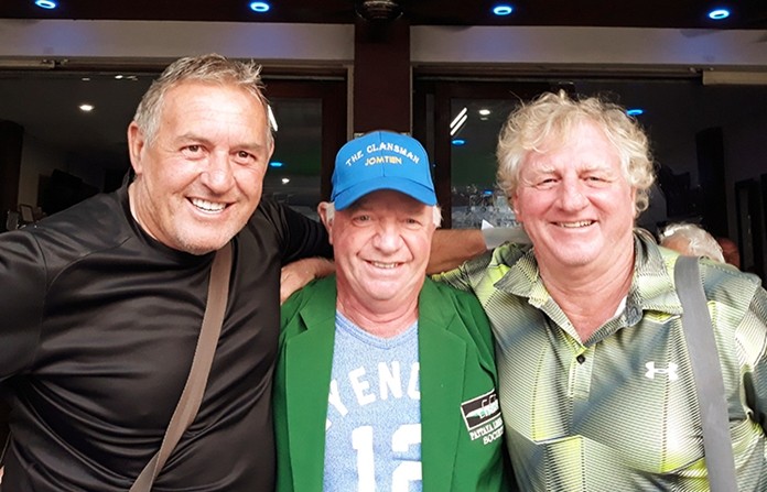 Winner A flight, Bill Buchanan, with Phil Davies (L) and Maurice Roberts (R).