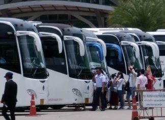 Coach operators to lay off employees due to sharp drop in tourists