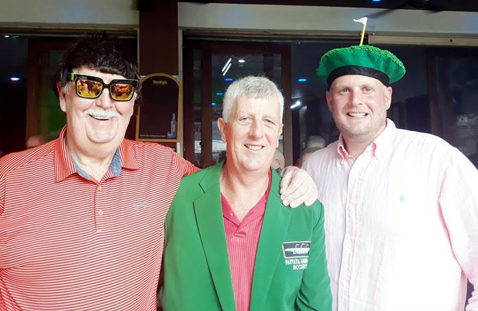 Tony Browne B flight winner with Derek Bines (L) and Michael Wright (R).