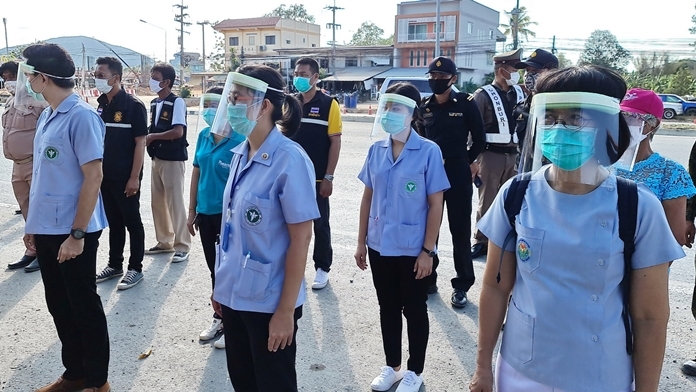Chonburi combined forces and medical staff are on hand to screen travelers on the roads.