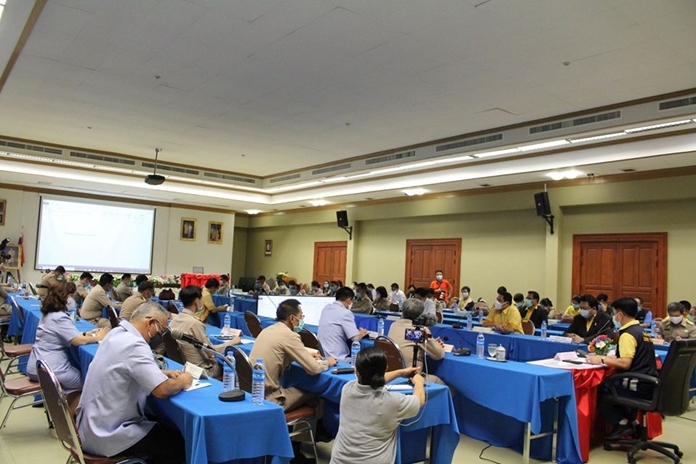 Chonburi Governor Pakarathorn Thienchai chairs a daily meeting with Chonburi Public Health officials to update the situation and make plans for further actions to help stem the COVID-19 spread.