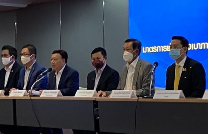 NBTC announces after negotiations with the mobile services operators that they agreed to offer 100 minutes of calls for 45 days to the users for free.