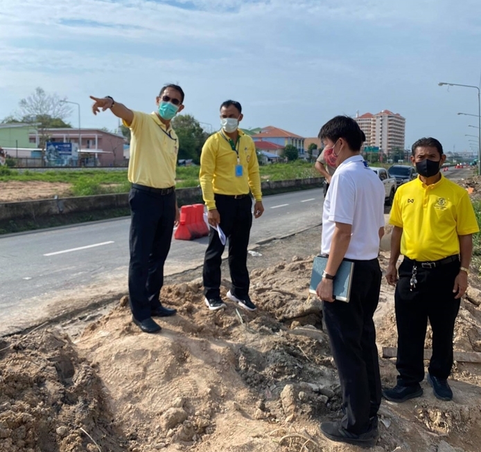 The deputy mayor also made several other stops around the city to check on the progress of various projects.