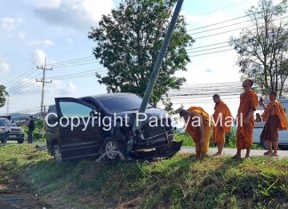 Pattaya underage driver crashes minivan, 6 novices hurt, 1 cat killed