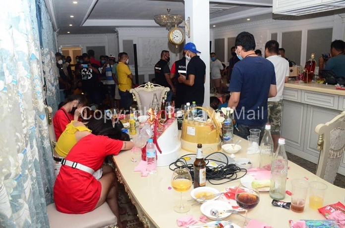More than 40 Thais and Chinese nationals were arrested when police raided their drug-filled pool party in Pattaya.