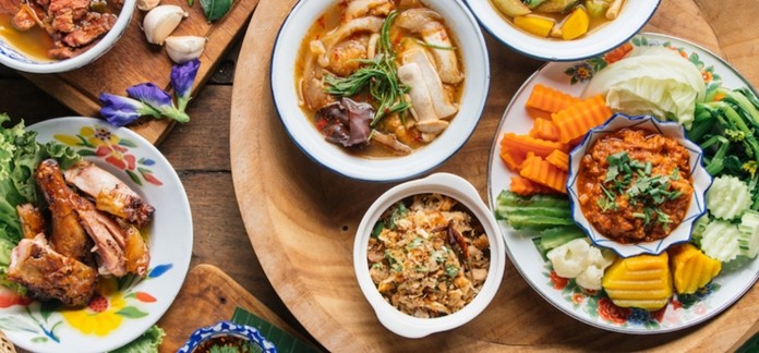 Local food and street food restaurants are the highlights of Thailand’s attractions.