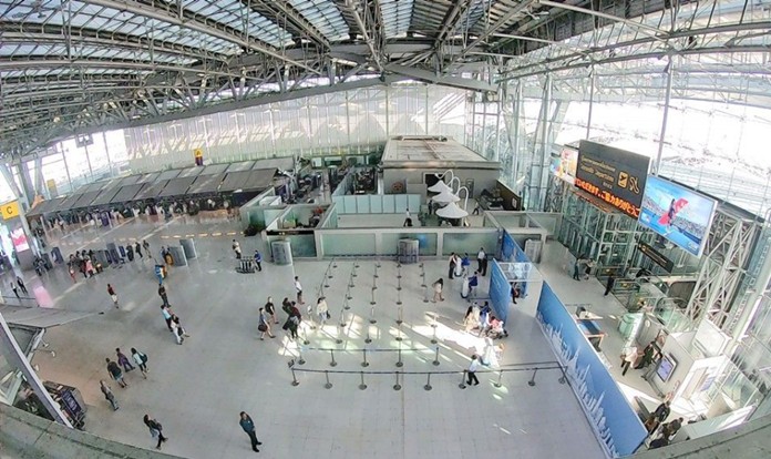 Thai Foundation for Consumers proposed the Transport Ministry require all airlines to give full refunds to customers for the fares and fees of cancelled flights.