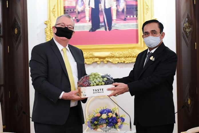 H.E. Mr. Allan James McKinnon, Ambassador of Australia to Thailand, pays a courtesy call on Prime Minister and Defense Minister Gen. Prayut Chan-o-cha.