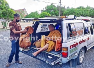 Old monk panhandler defrocked near Pattaya Satisfied they had a deviant criminal on their hands, police picked him up and took him in.