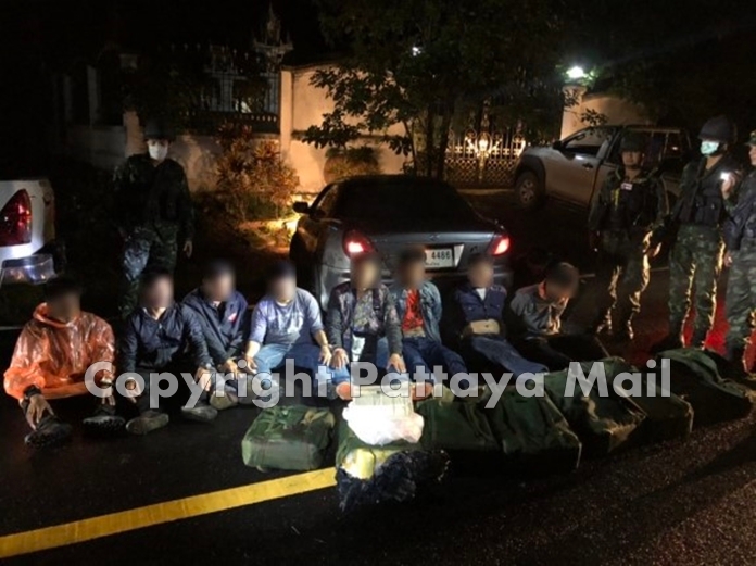 Chiang Mai authorities seized 800,000 methamphetamine tablets and 10 kilograms of heroin while patrolling the Doi Ang Khang highway.