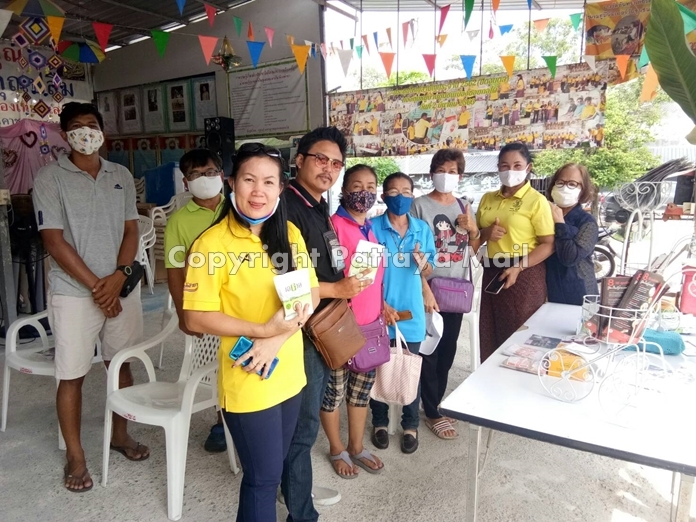 Health workers also distributed abate to prevent the breeding of dengue fever-carrying mosquitos.