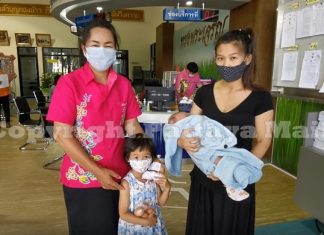 Mothers queue for newborn monthly stipend