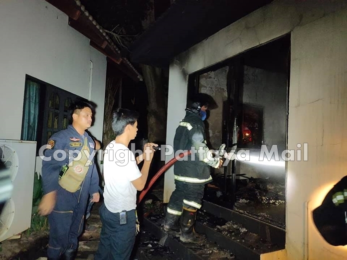 Firefighters managed to control the fire before it caused any damaged to neighboring homes.