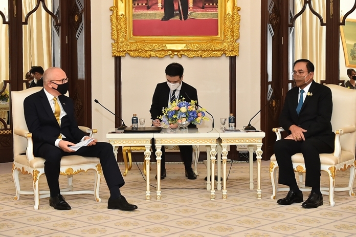 H.E. Mr. Staffan Herrström, Ambassador of Sweden to Thailand (left), and Thai Prime Minister Gen. Prayut Chan-o-cha (right).