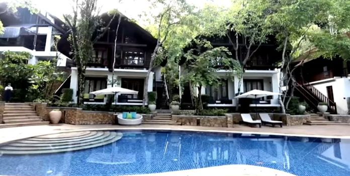 The Thab Kaek Boutique Resort in Krabi has given two-night packages for medical professionals who have sacrificed in the fight since June 1.