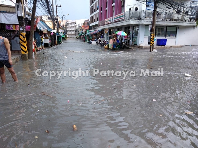 Soi Bongkot Road? What road? It’s all water here.