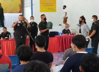 More Thai men volunteer in annual military draft