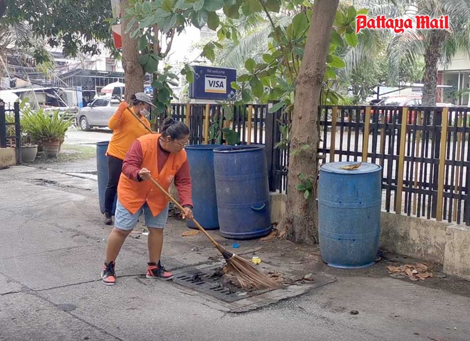 Central Pattaya drains cleaned