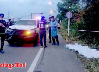 Pickup truck rams into motorbike at Pattaya rail crossing killing biker