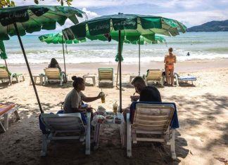 Happy Thai Christmas to vaccinated tourists, but entry hurdles remain in place