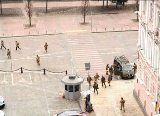 Trapped Thais trying to make their way to Poland