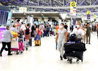 Opposition to proposed tourist tax intensifies