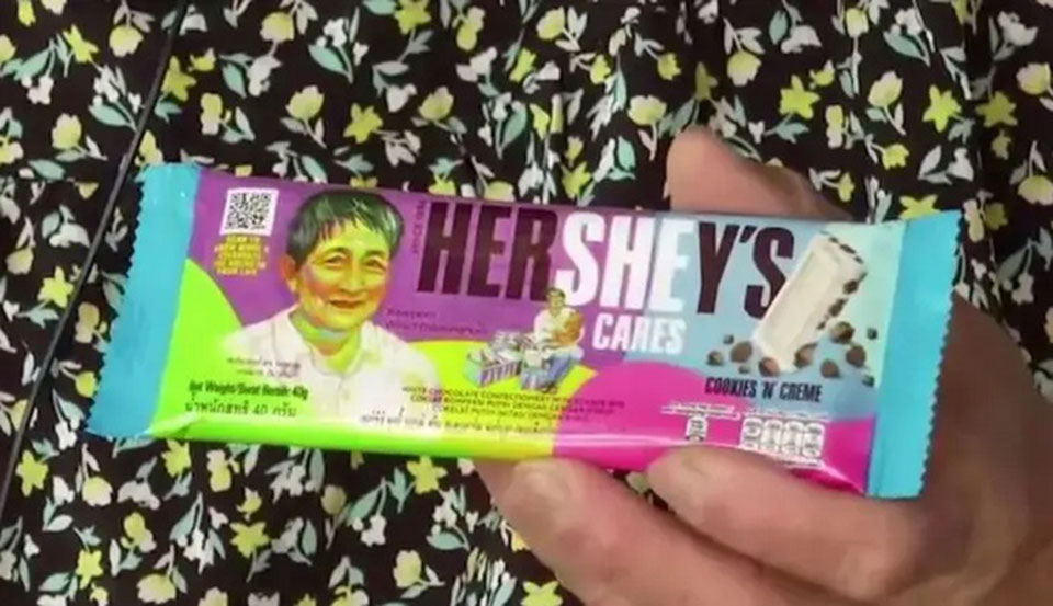 t 01 First Thai woman featured on Hersheys chocolate bar wrapper 4