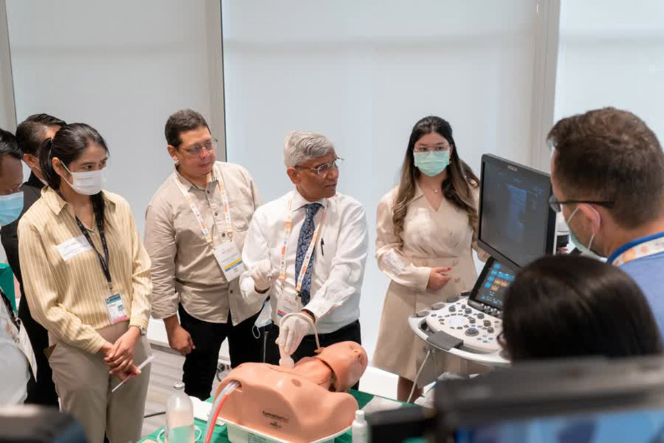 t 06 MedPark Hospital hosts pre congress courses for kidney