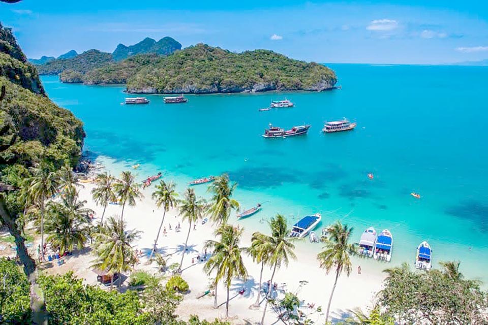 t 13 Koh Samui businesses call for more flights to the island