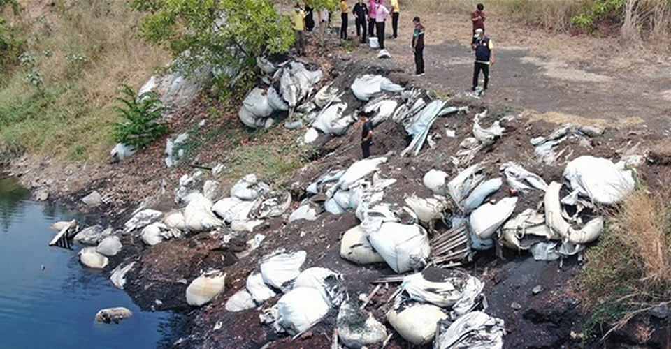 t 05 Officials seek help to identify culprits in hazardous waste dumping in Ayutthaya 1