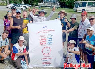 Back pain no barrier to walking 1000 km from Pattaya to Phuket