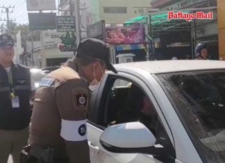 Woman found unconscious in car at red light in Pattaya, taken to police station