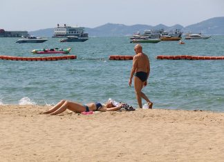 Pattaya sunny and windy, cooler in Northern and Northeastern Thailand, heavy rains in the South