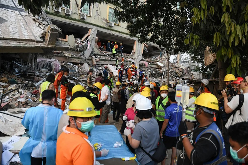 Hopes Fading, But Rescues Continue – Death toll from Myanmar earthquake surpasses 2,000