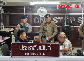 Man in motorcycle taxi vest robs Russian tourist in Pattaya—mother hands over cash in fear for her child