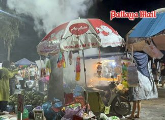 Songkran Water Guns Save the Day – Tourists help extinguish fire at fried chicken stall on Pattaya Beach Road