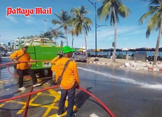Pattaya cleans up before dawn after Wan Lai Festival – Powder everywhere, but city almost sparkles again