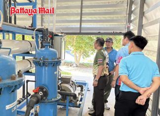 Pattaya monitors pavilion construction, water system on Koh Larn ahead of tourist influx