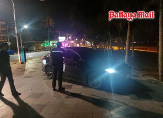 Pattaya sidewalk parking no longer a surprise for residents and tourists