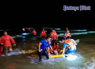 Nächtliches Chaos am Strand von Koh Chang endet mit Rettung eines Touristen aus dem Meer