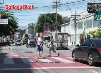 Pattaya pedestrians hesitant on risky streets amid patchy traffic safety