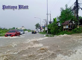 Pattaya erlebt starken Regen und Überschwemmungen – Behörden schließen Straßen vorübergehend